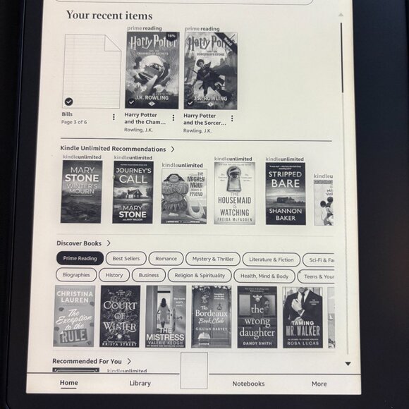 Kindle Scribe - Picture 2 of 3